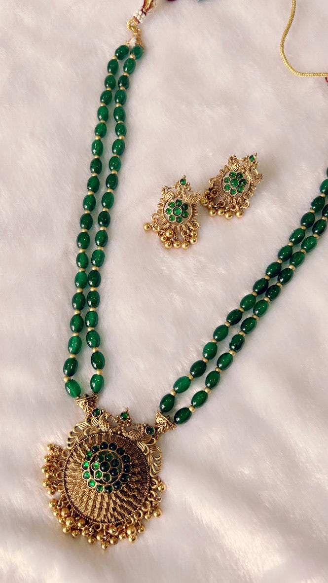 Gold-Toned Green Beaded Necklace Set@Auxerra