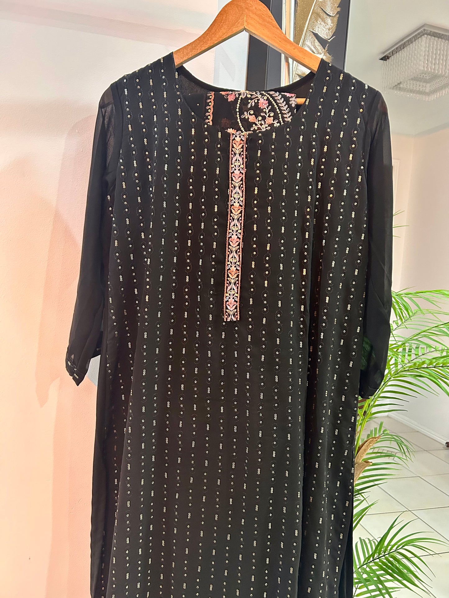 Black georgette embroidered salwar kameez set@Auxerra