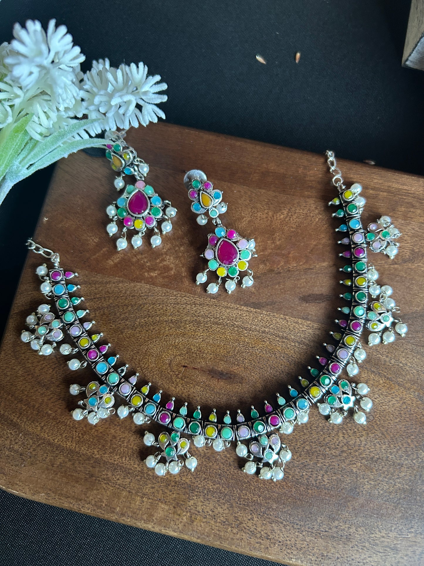 Multicolor Kundan Choker Necklace Set@Auxerra