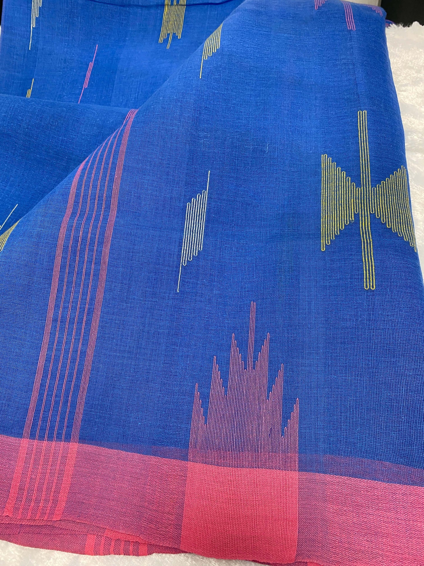 Radiant Red Bangladeshi Manipuri Saree@Auxerra