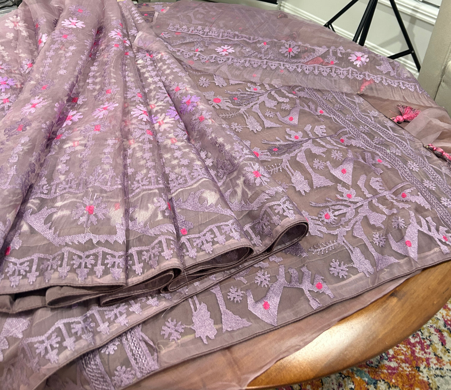 Elegant Mauve Pink Organza Saree@Auxerra
