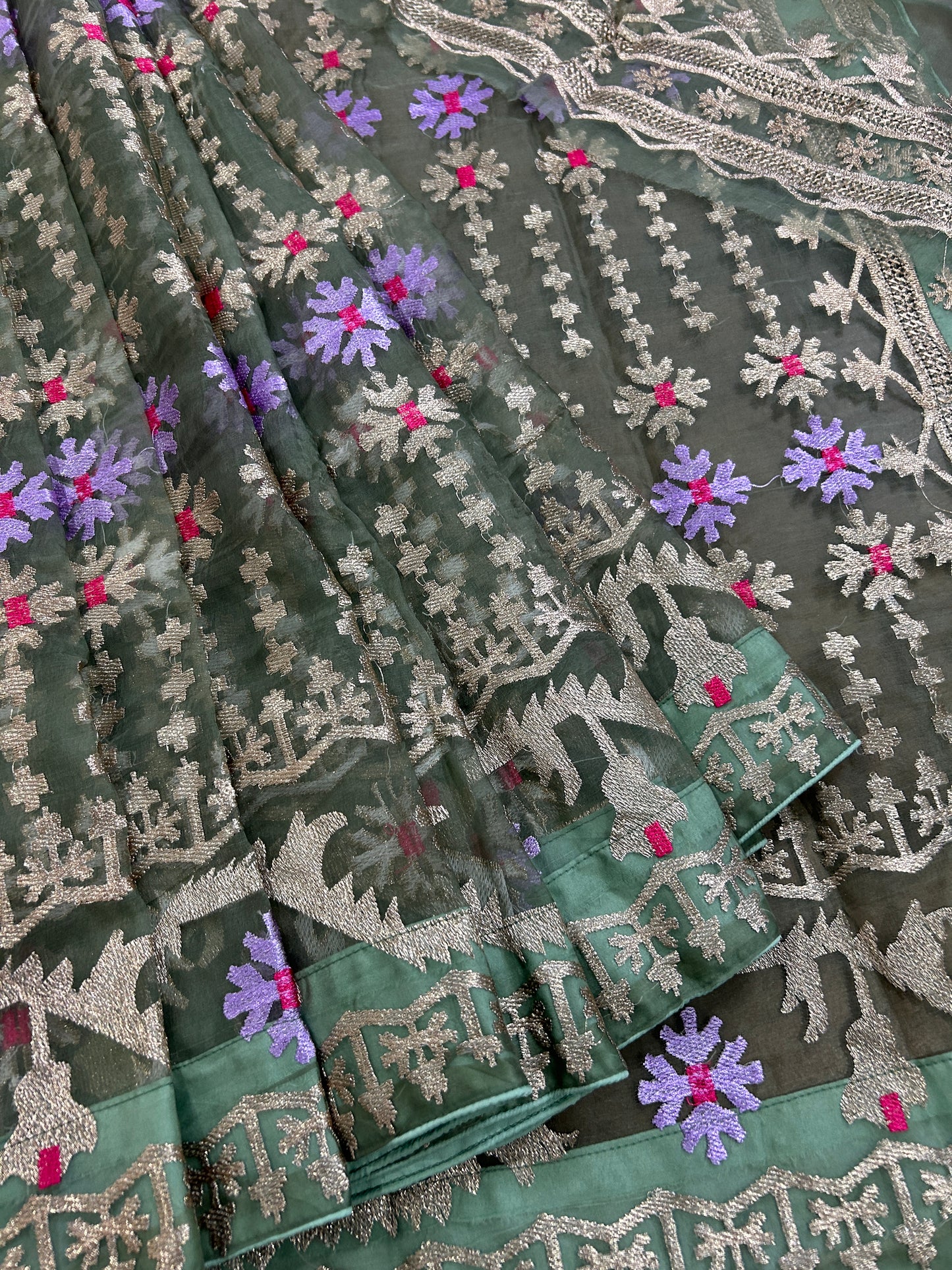 Elegant Olive Green Organza Saree@Auxerra