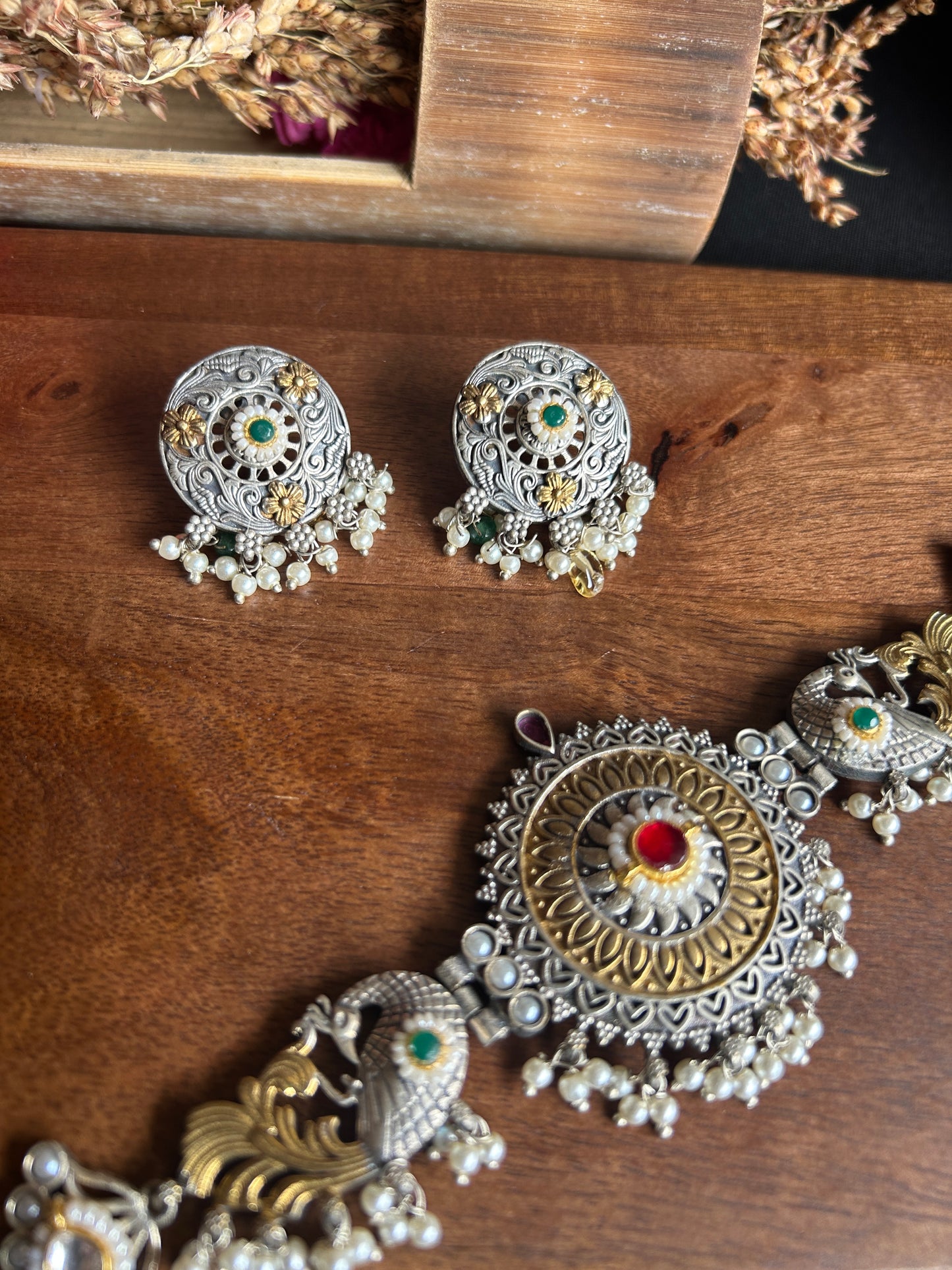 Antique Dual-Tone Peacock Choker Necklace & Earrings Set@Auxerra