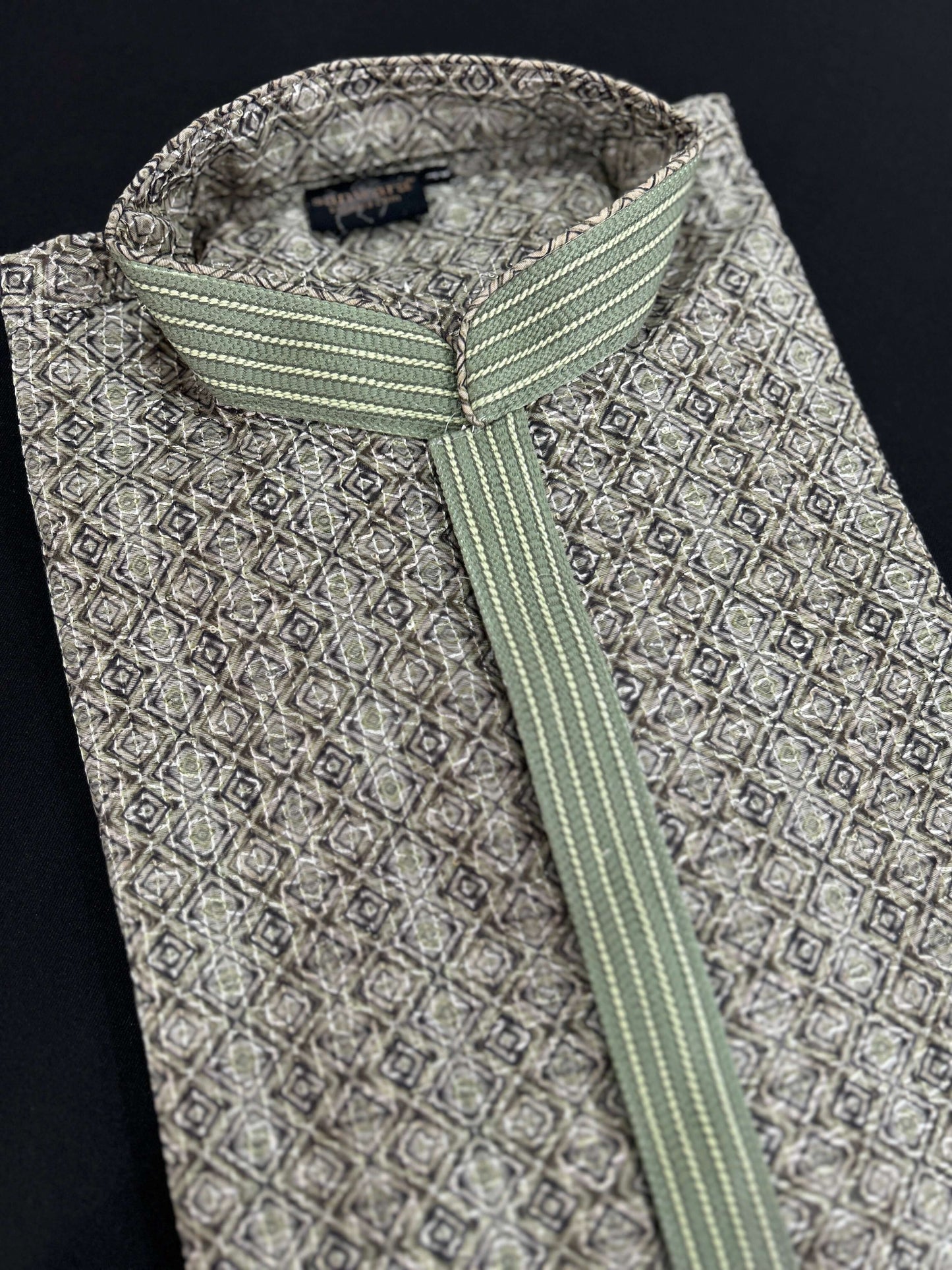 Elegant Textured Cotton Panjabi – Geometric Embroidery Detailing@Auxerra